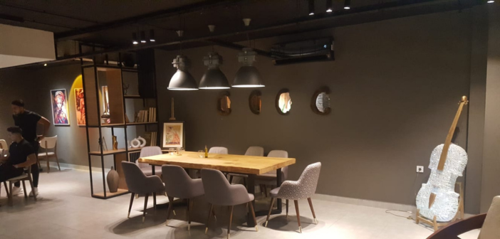 Magnolia coffee and restaurant, Oran
