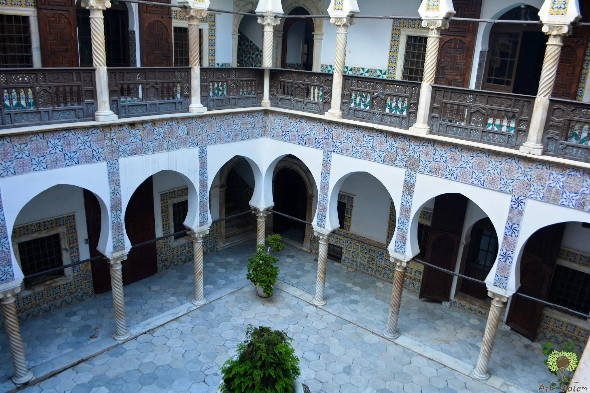 Architecture ottomane et façades traditionnelles de la Casbah d'Alger