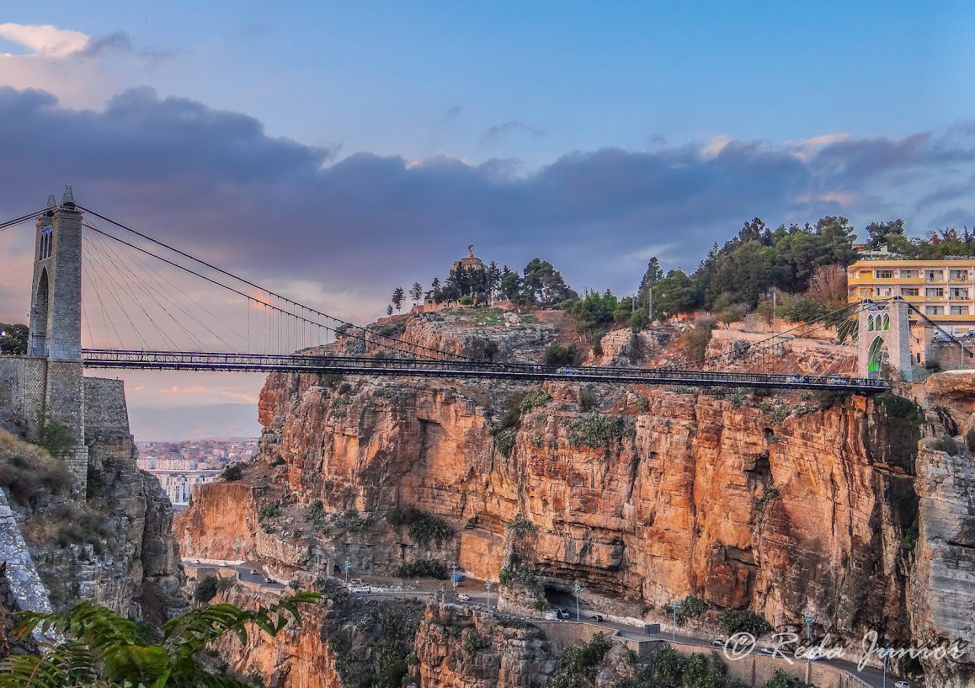 Pont suspendu de Sidi M'Cid au-dessus des gorges du Rhummel