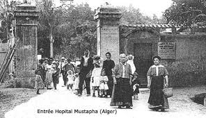 L’entrée du CHU Mustapha Pacha à Alger